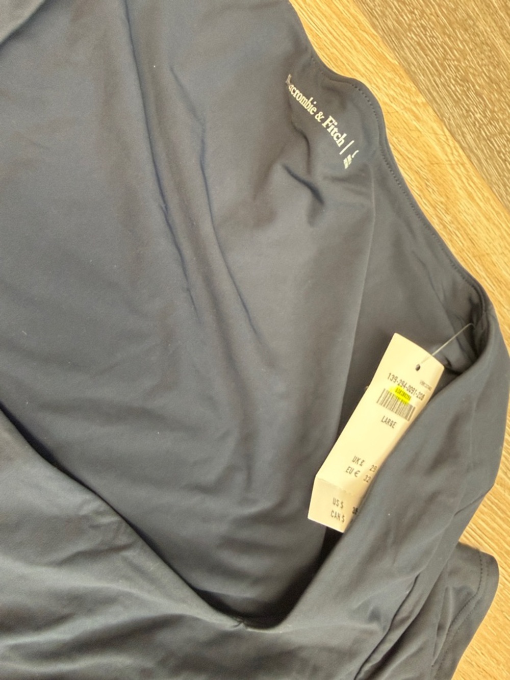Abercrombie & Fitch Dark Navy Performance Tee size Large Womens - Picture 3 of 9